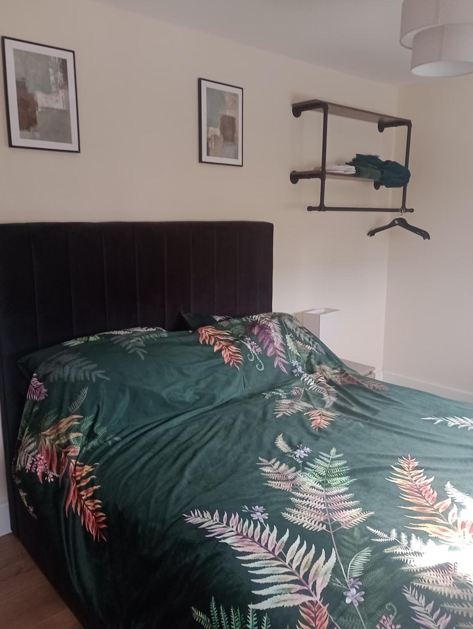 Upstairs At Pebble Point Bed & Breakfast Хорнсий Екстериор снимка